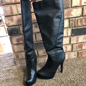 Sexy boots!